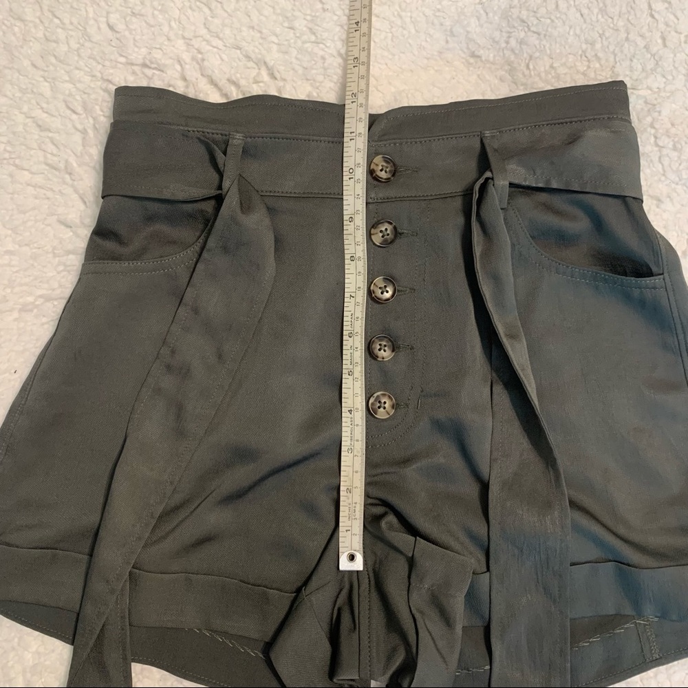Express Extreme High Rise Green Belted Tie Bow Waistband Button Closure Size XS - Picture 11 of 16